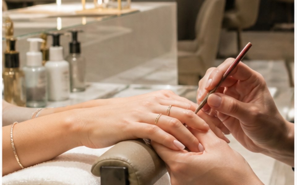 Omni Nail Bar editorial mood illustration for Nashville