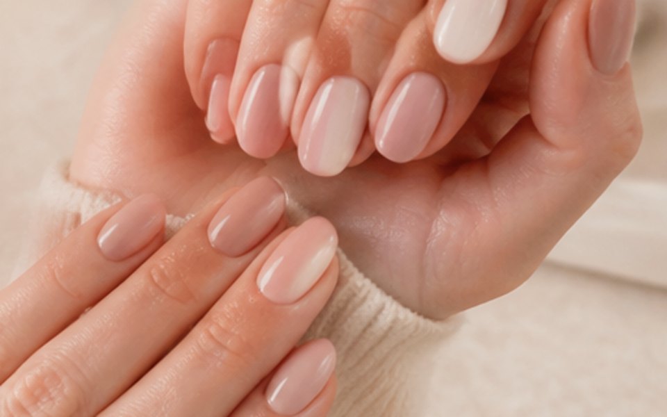 Zorina Nail Studio editorial mood illustration for San Francisco