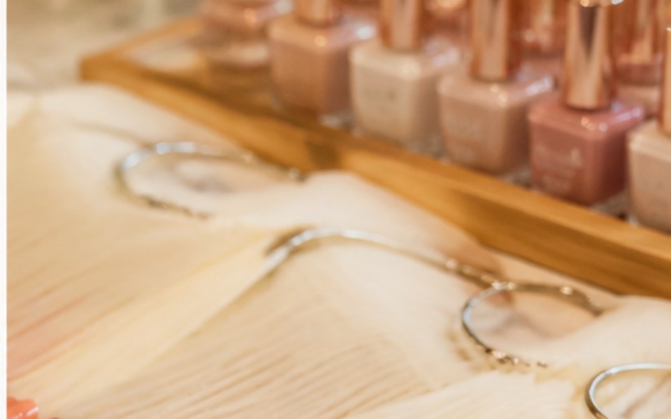 Golden Nails & Spa editorial mood illustration for Seattle